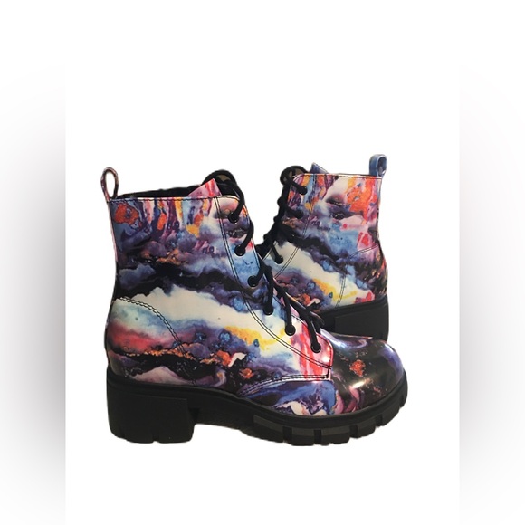 Soda Other - Soda Girls Boots NWT